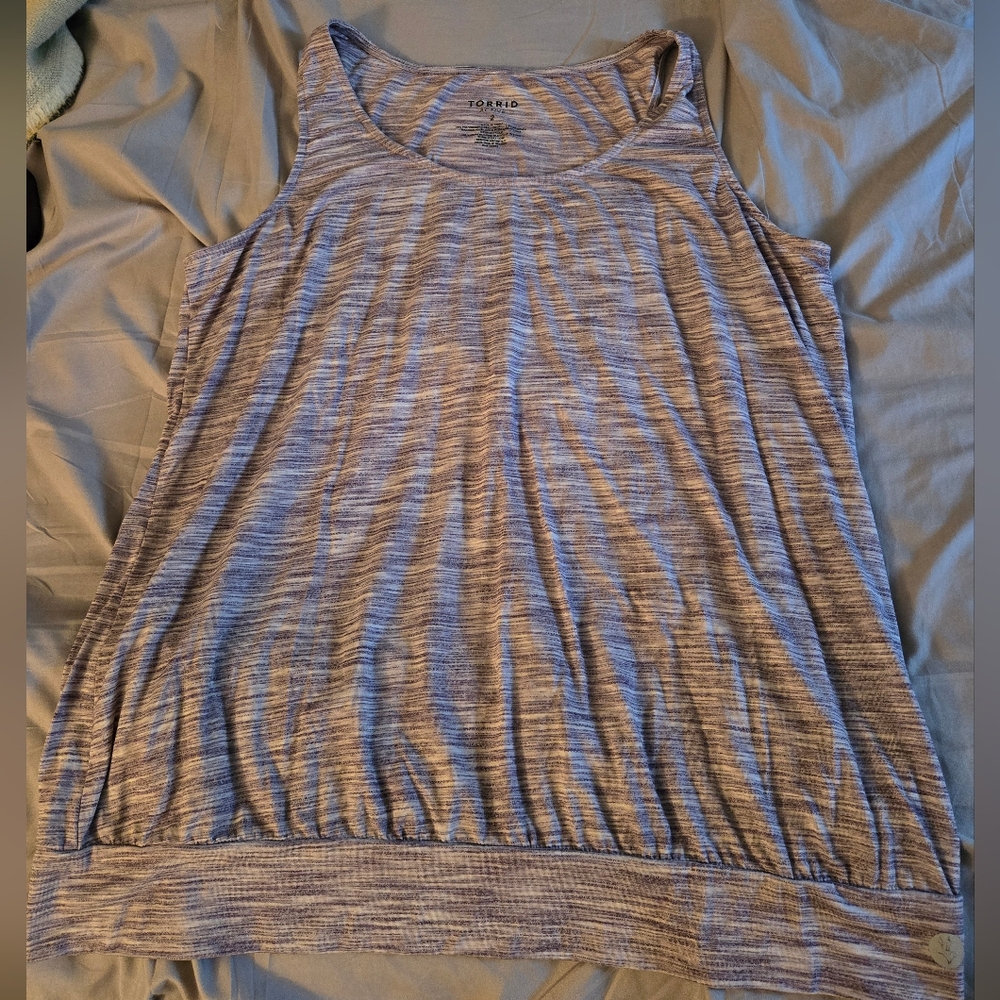 Torrid Active tank Size 2
